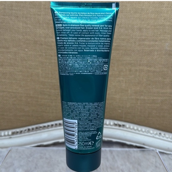Kerastase
Resistance Strengthening Shampoo for Extremely Damaged Hair, NWT - Picture 3 of 3